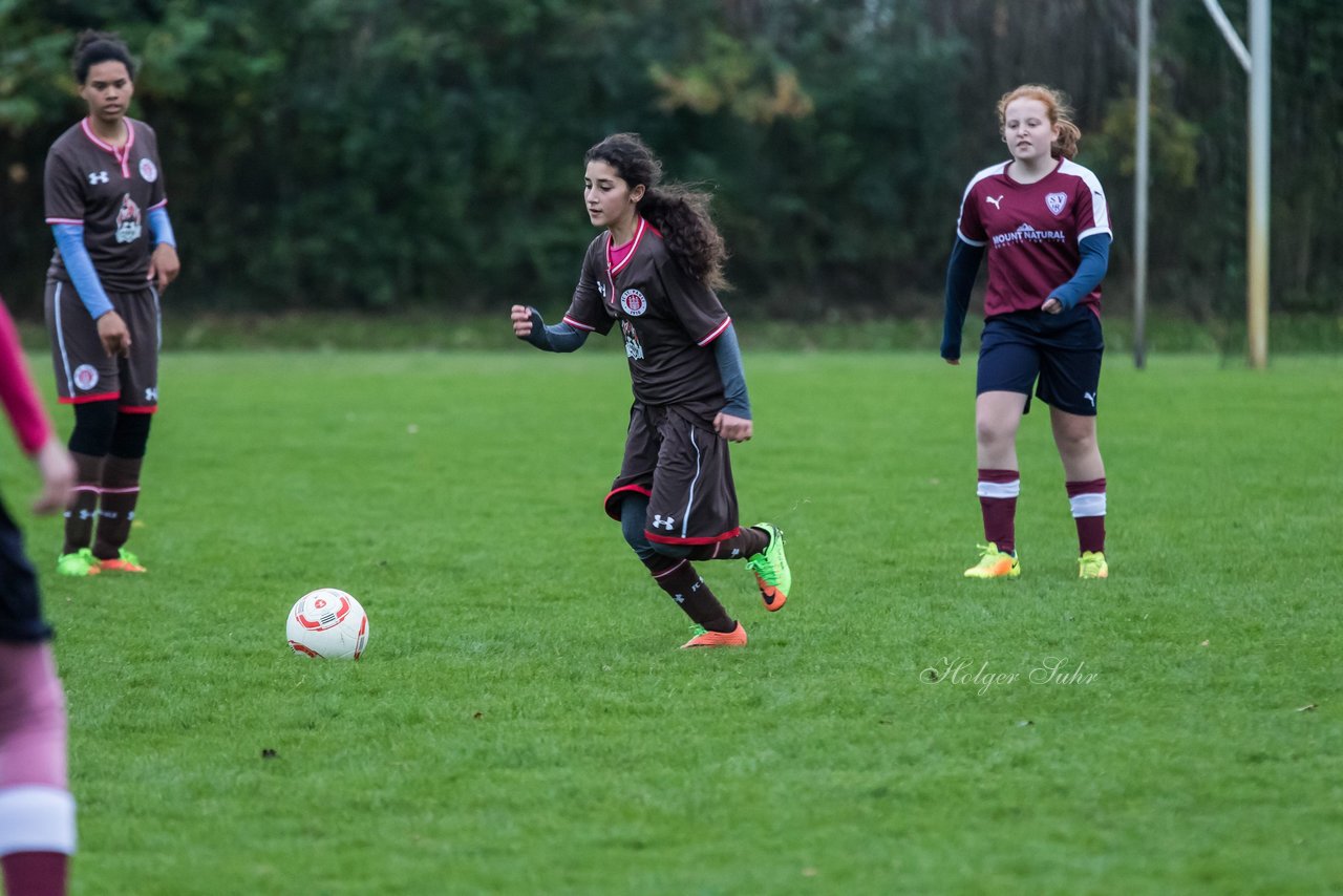 Bild 173 - C-Juniorinnen Halstenbek-Rellingen - St.Pauli : Ergebnis: 0:5